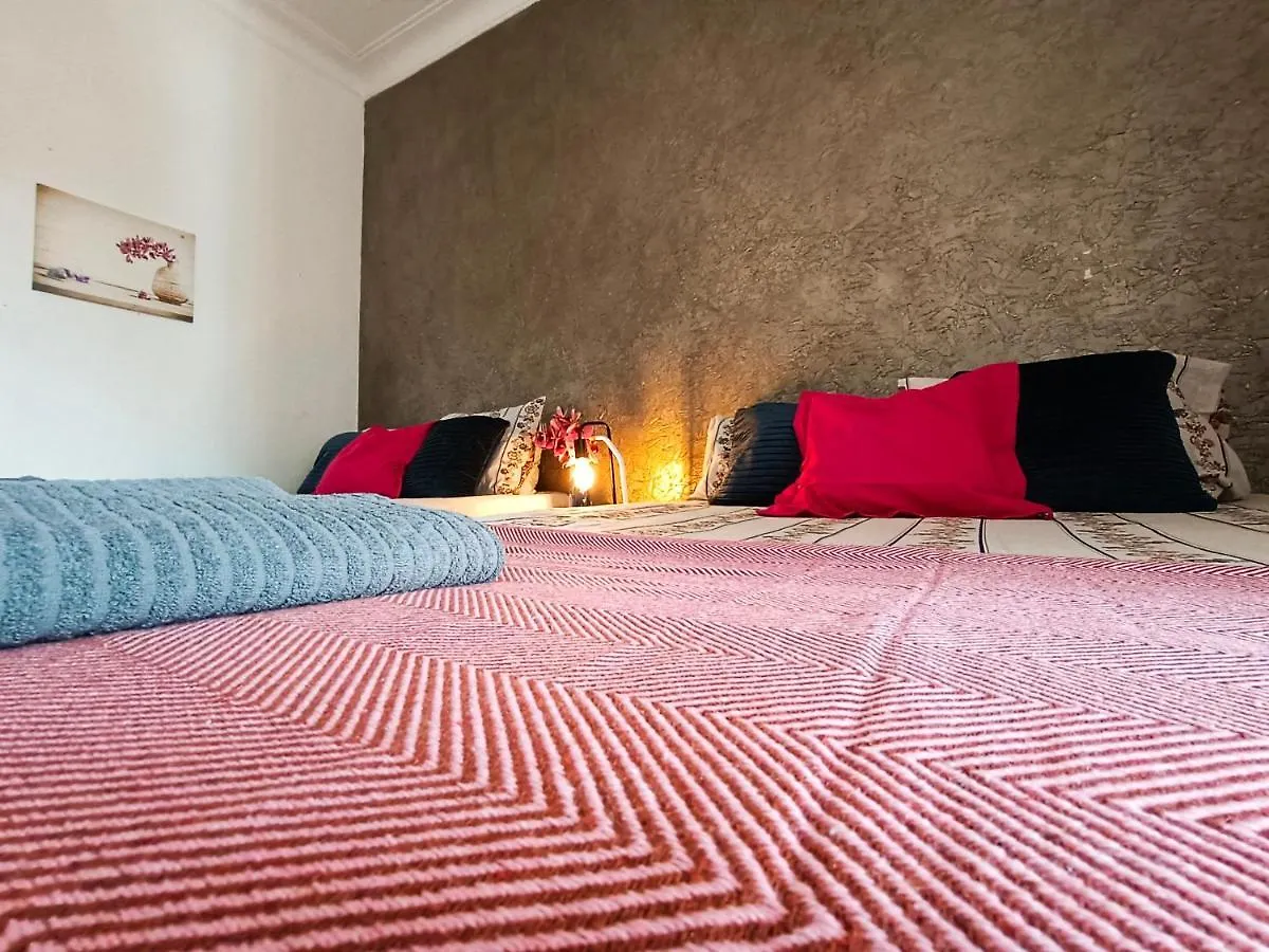 Hostel Urquinaona Rooms