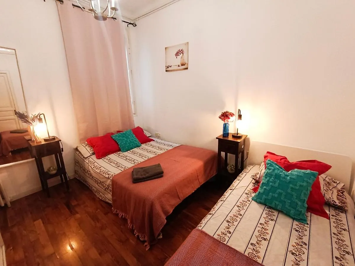 Urquinaona Rooms Hostel Barcelona